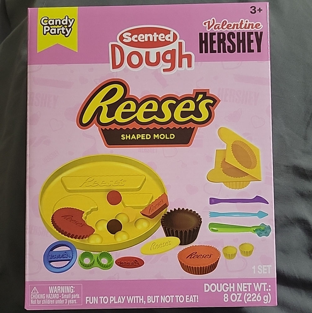 Hershey Reese's Scented Dough Set